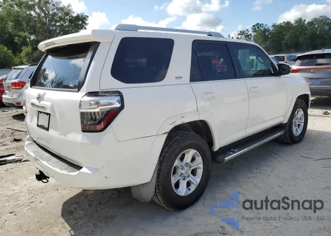 2016 Toyota 4Runner Sr5 z USA, uszkodzony, nr VIN JTEZU5JR6G5142934